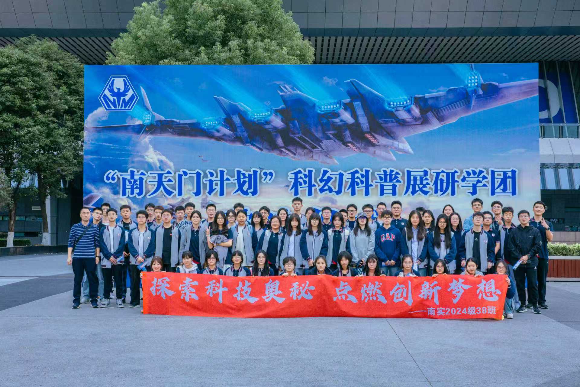 1760921826778369.jpg mmexport1760920755457.jpg