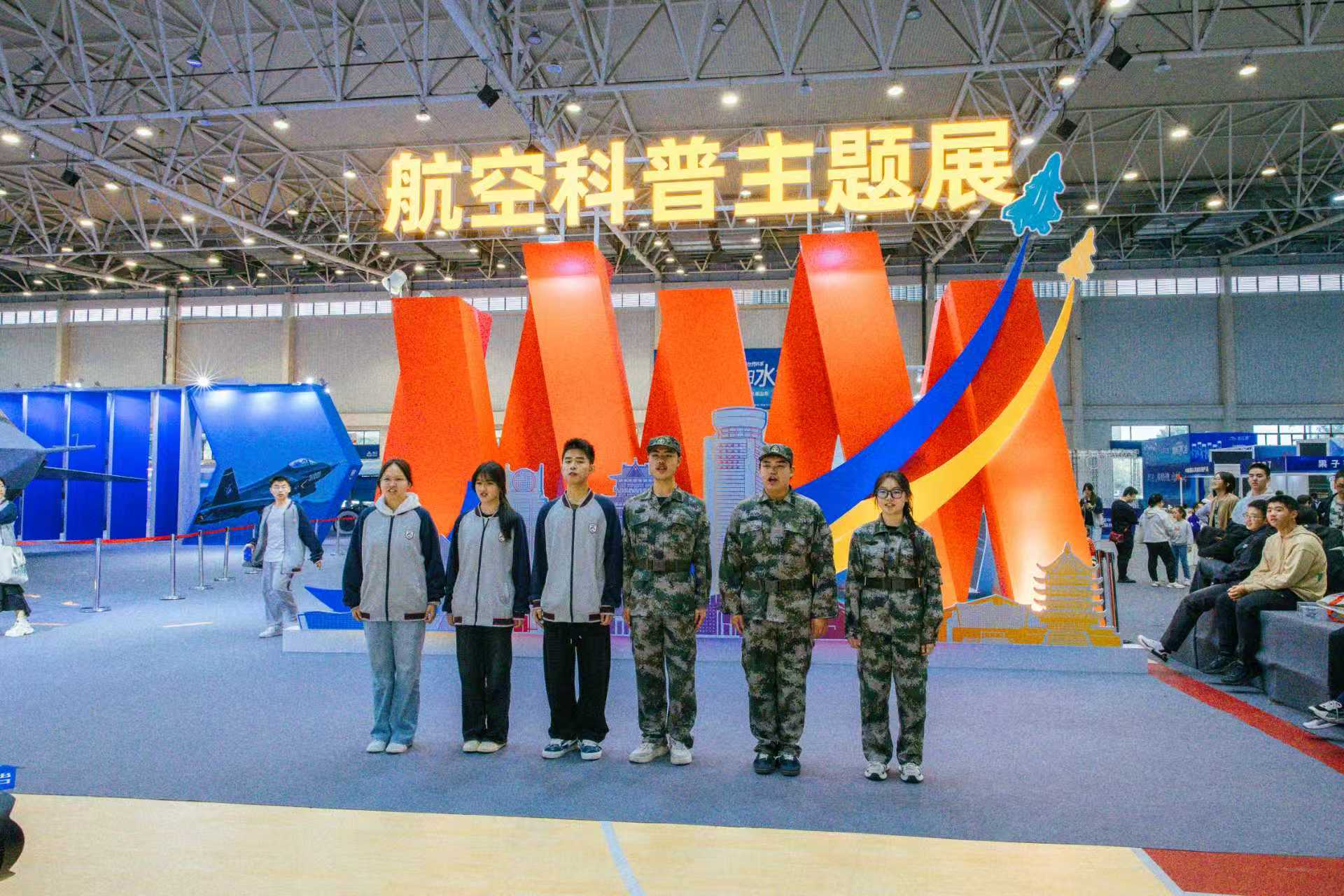 1760922095610261.jpg mmexport1760920732109.jpg